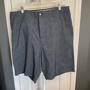 NWT Callaway Men’s Golf Shorts Active Stretch Sz 36 Gray 5 Pocket OptiDri Sport
